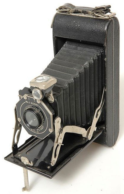 Kodak Brownie Pliant Six-16 Camera